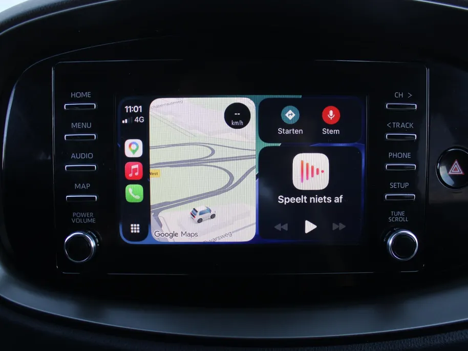 Toyota Aygo X 1.0 VVT-i S-CVT first | Camera | Android Auto/Apple Carplay | Cruise | Clima | Automaat | 17' LM |