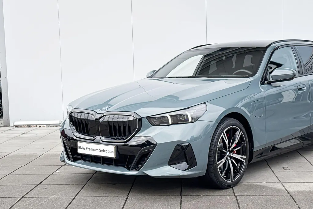 BMW 5 Serie Touring 550e xDrive M-Sport Pro