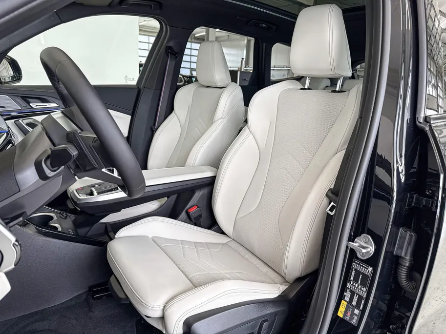 BMW iX1 eDrive20 M Sport Edition Innovation Pack