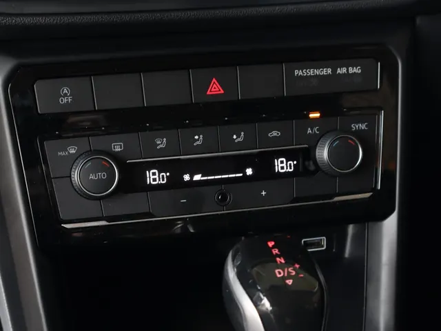 Volkswagen T-Cross 1.0 TSI Life DSG | Apple Carplay & Android Auto