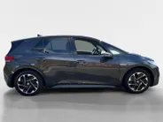 Volkswagen ID.3 First Plus 58 kWh SOH 90,8 | Panoramadak | WLTP 424 km | Adapt. Cruise | Navigatie | CarPlay | Stoel-/stuurverwarming | Etc.