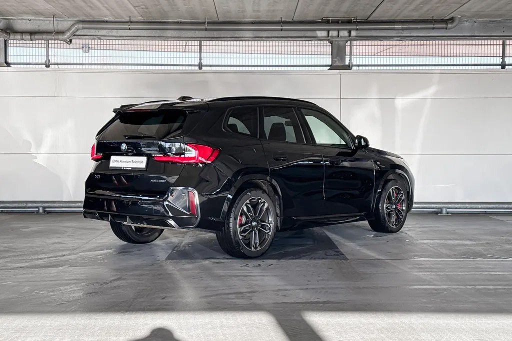 BMW X1 xDrive23i