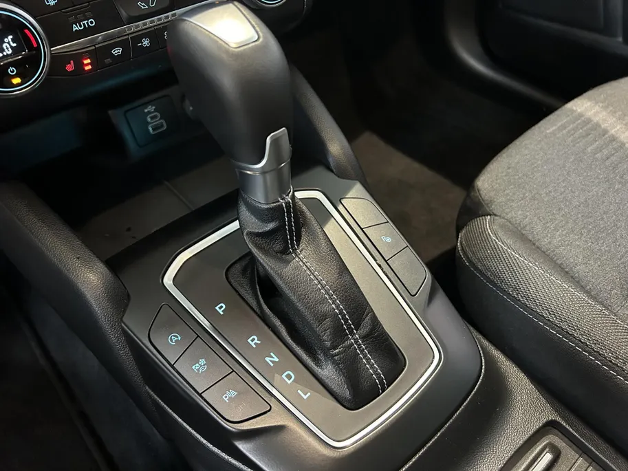 Ford Focus Wagon 1.0 EcoBoost Hybrid Active Style