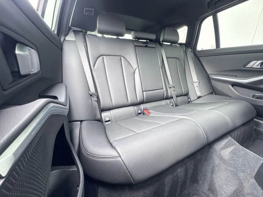 BMW 3 Serie Touring 330e
