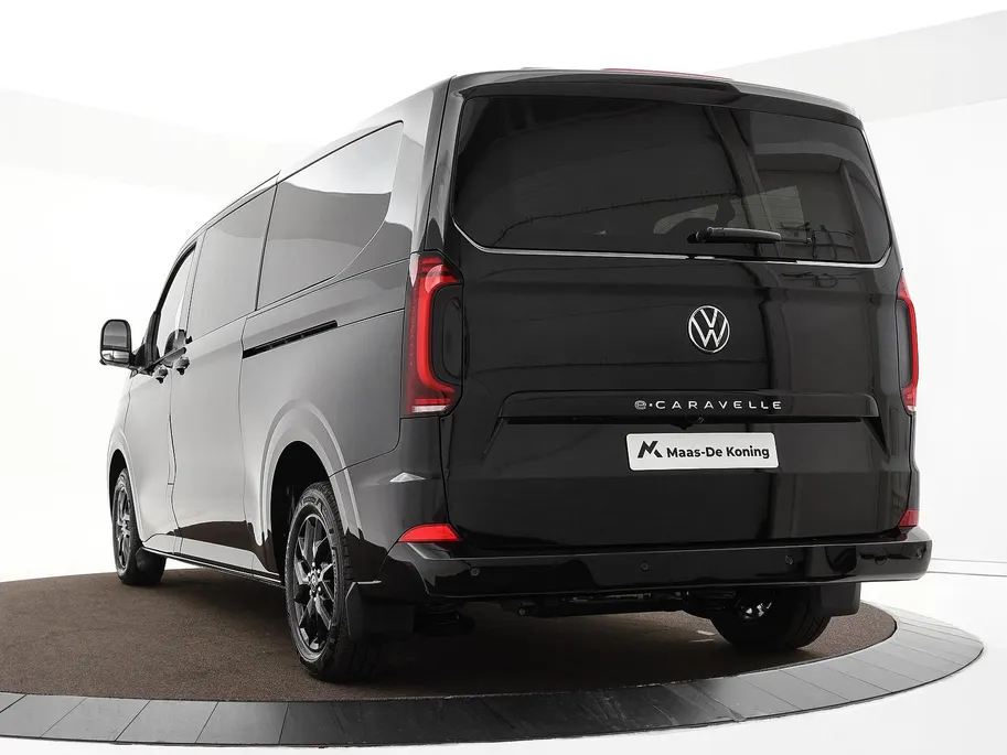 Volkswagen Caravelle Bedrijfswagens Style 70kWh / 218pk L2 · 8-zits · 734104