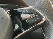 Škoda Superb Combi 1.4TSI 160kW/218PK iV Business Edition Plus · Navigatie · Apple/Android Car Play · Camera + Parkeersensoren · Garantie t/m 27-03-2028 of 60000km.