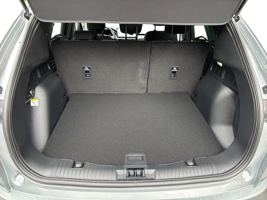 Ford Kuga 2.5 PHEV Titanium | Driver Assistance Pack | El. Trekhaak | 4000,- Ready Set Ford Bonus | uit voorraad leverbaar !