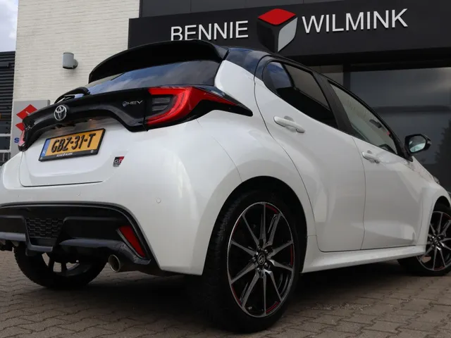 Toyota Yaris 1.5 Hybrid 130 GR Sport Plus PanoDak