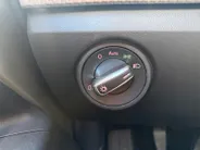 Volkswagen up! 1.0 | Camera | Parkeersensoren | Climate Control | Cruise Control | DAB | Stuurbediening | Bluetooth | Goed Onderhouden