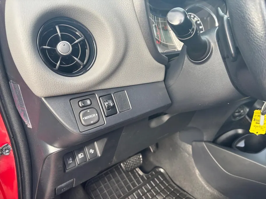 Toyota Yaris 1.5 VVT-i Energy | Trekhaak | Achteruitrijcamera | Climate control | Navigatie