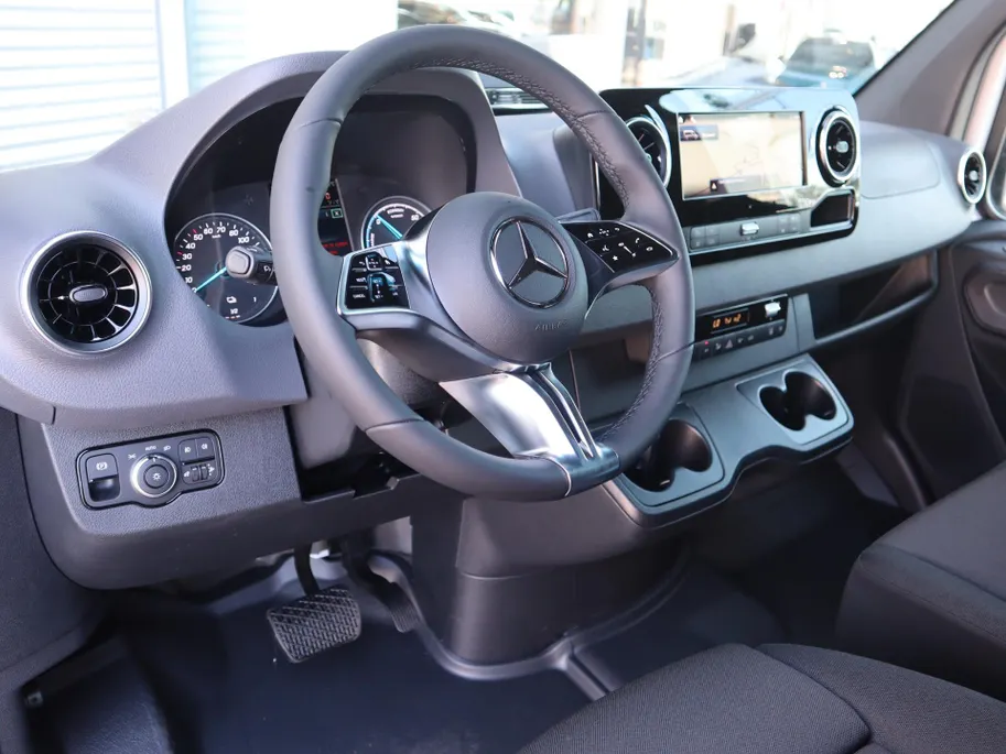 Mercedes-Benz eSprinter 420 L2 Pro 81kWh TREKHAAK BEGRENZER 120KM/H