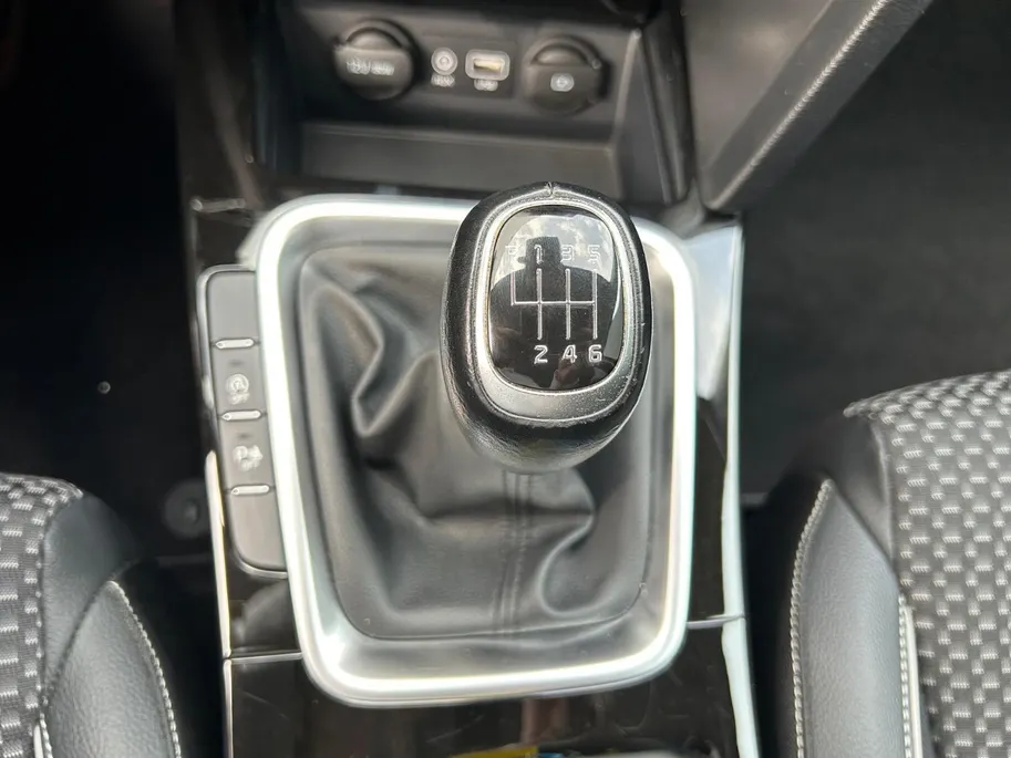 Kia Ceed Sportswagon 1.0 T-GDi DynamicPlusLine | Apple Carplay / Android Auto | Navigatiesyteem | Parkeersensoren + Camera Achter | Licht + Regensensor | Stoel + Stuurverwarming | Cruise Control | Climate Control | Rijstrooksensor + Correctie |