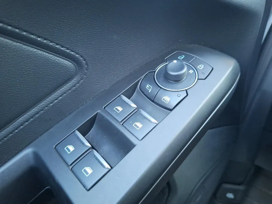 Ford Focus Wagon 1.0 EcoBoost Hybrid Titanium X | NL Auto | Winterpack | Climate Control | Camera | Pakeersensoren | Navigatie | DAB+ | B&O Audio | AGR-Bestuurdersstoel | Draadloze Apple Carplay&Android Auto |