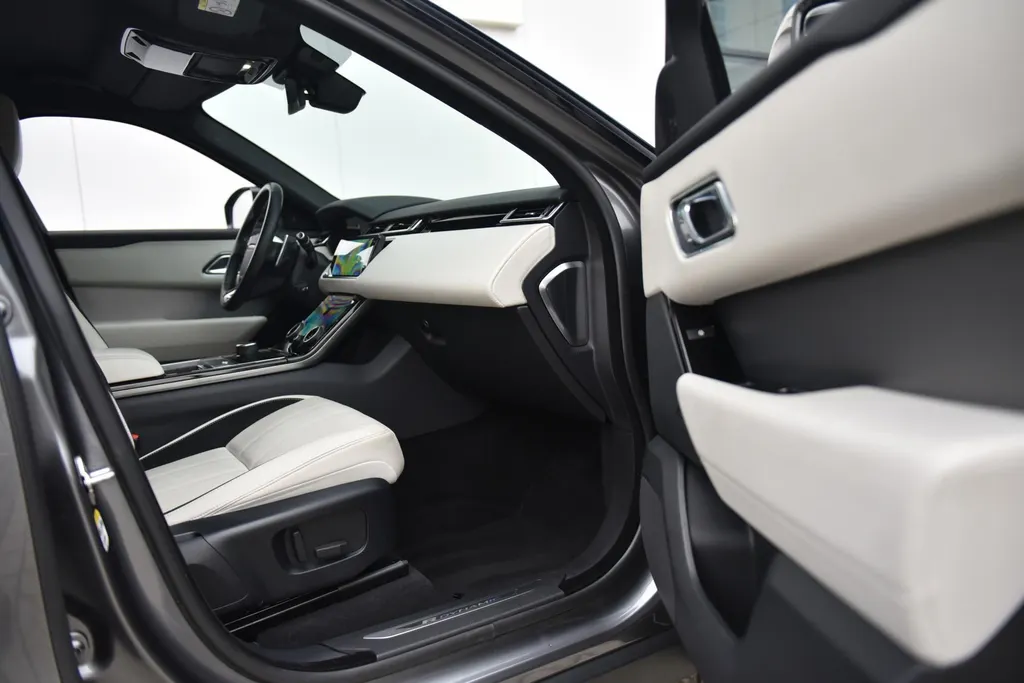 Land Rover Range Rover Velar P250 AWD