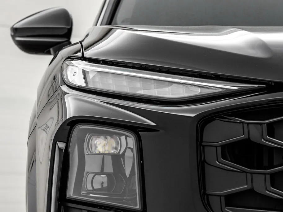 Audi Q3 1.5 200kW e-hybrid S edition 272 PK · MMI Experience pro · Tech plus · 20' LM Velgen