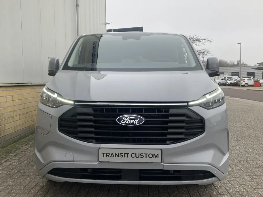 Ford Transit Custom 320 2.5 PHEV 233 pk L2H1 Limited Dubbele cabine Nieuwe Dubbele Cabine direkt leverbaar in meerdere kleuren