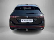 Volkswagen Passat Variant 1.5eHybrid 200kW/272PK R-Line Black Style DSG · Panoramadak · Navigatie · Trekhaak · Garantie t/m 12-03-2030 of 100000km.