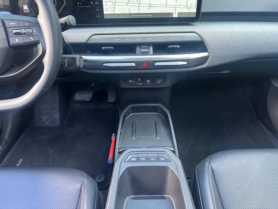 Kia EV4 Plus Advanced 58.3 kWh | Harman Kardon | Lederen Bekleding | panorma Schuif/Kanteldak | fabrieksgarantie t/m 3-2033 + 3x 1 jaar
