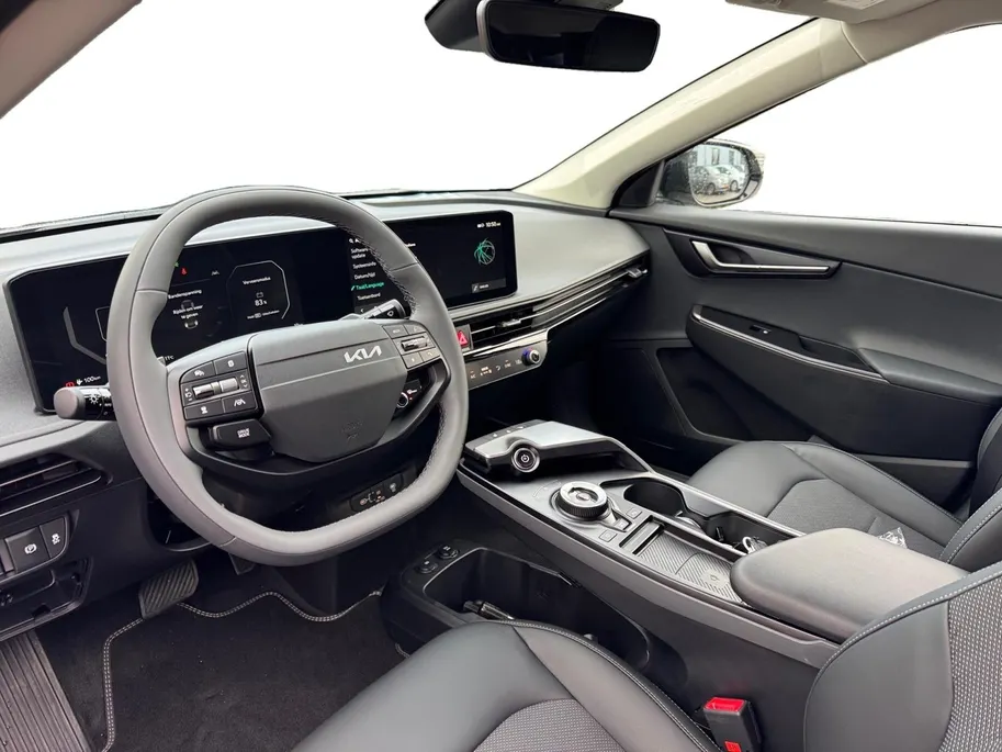 Kia EV6 Light Edition 63 kWh | Enkele kleuren op voorraad bel voor info | € 4000,- Inruilpremie | 428km Actieradius