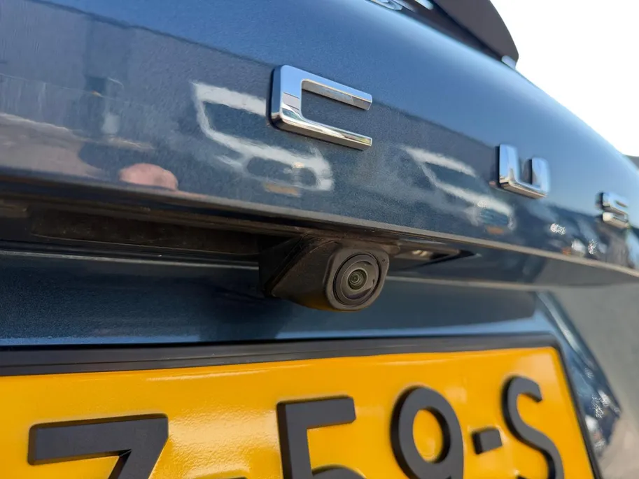 Ford Focus Wagon 1.0 EcoBoost Hybrid ST Line X | Automaat | Pano dak | Adapt. cruise control | BLIS | Winter pack | Parkeersensoren voor en achter | Achteruitrijcamera | B&O audio | Draadloos opladen mobiel | Bovag garantie |