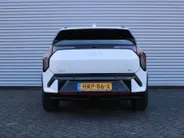 Kia EV3 GT-Line 81.4 kWh | Stuur-/stoelverwarming | Schuifdak | Camera | Dodehoek detectie | Elek. stoelverstelling | 19' LM | LED | Telefoonlader |