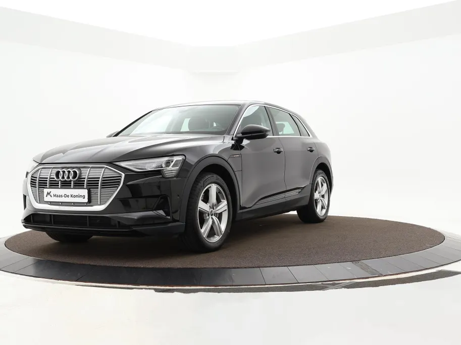 Audi e-tron e-tron 50 Quattro 313pk Launch Edition 71 kWh · SOH 94,9% · Camera · Luchtvering · Afneembare Trekhaak · Stoelverwarming · Elek. Achterklep ·