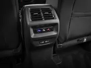 Volkswagen Tayron R-Line Edition 1.5 eHybrid 272 PK 6 versn. DSG · Assistance Pakket Plus · Black Style Pakket · Comfort Pakket · Design Pakket · Trekhaak inklapbaar, electr. ontgrendeling, incl. Trailer Assist ·