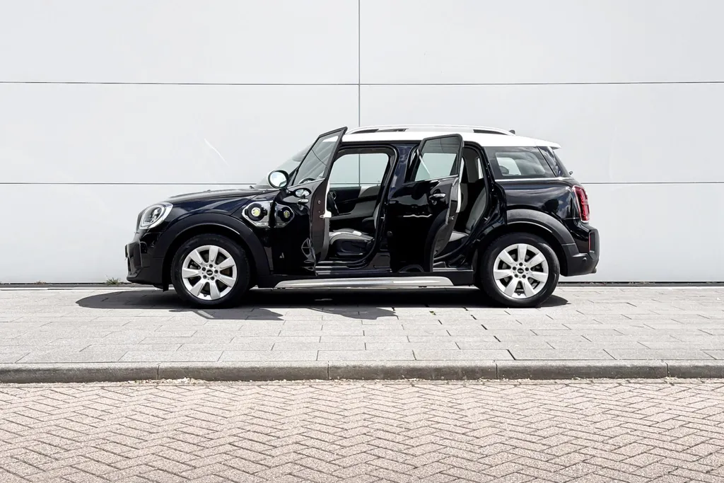 MINI Countryman Cooper S E ALL4 Classic