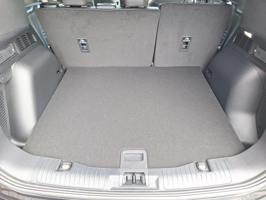 Ford Kuga 2.5 PHEV ST-Line X | Winterpack | Adaptive cruisecontrol | Dodehoekdetectie | Panoramadak | Black Pack | 20' Lichtmetaal | 360Camera | Matrix Led | Halfleer | B&O Audio | Nieuw te bestellen |