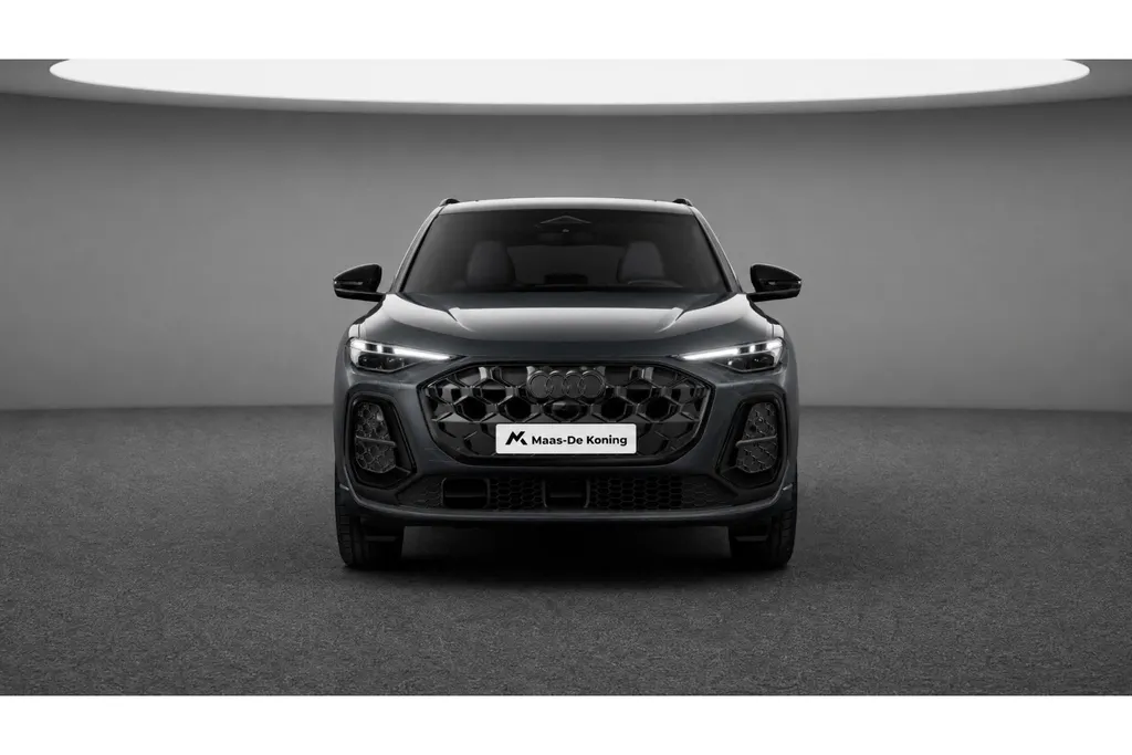 Audi Q5 2.0 TFSI e-hybrid quattro S edition 299 PK · Glazen panoramadak · Tech plus · Exterieurpakket zwart