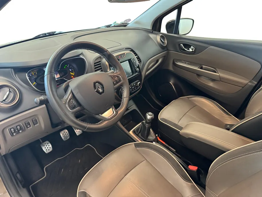 Renault Captur 0.9 TCE | BARISTA | PACK CITY | TREKHAAK | DEALERONDERHOUDEN |