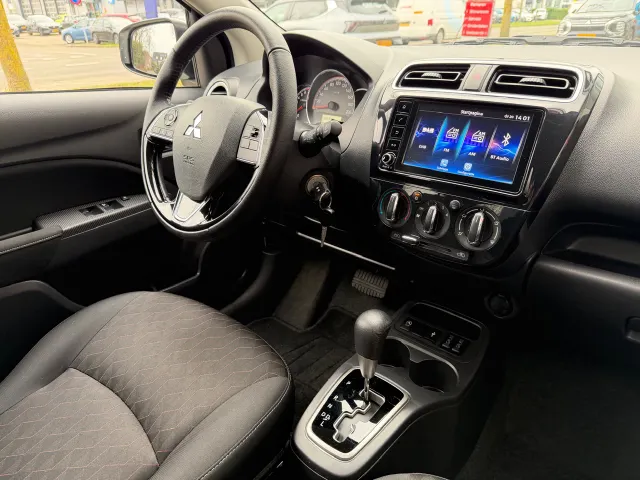 Mitsubishi Space Star 1.2 71pk CVT Dynamic | Cruise Control | Apple CarPlay | Android Auto | All Season