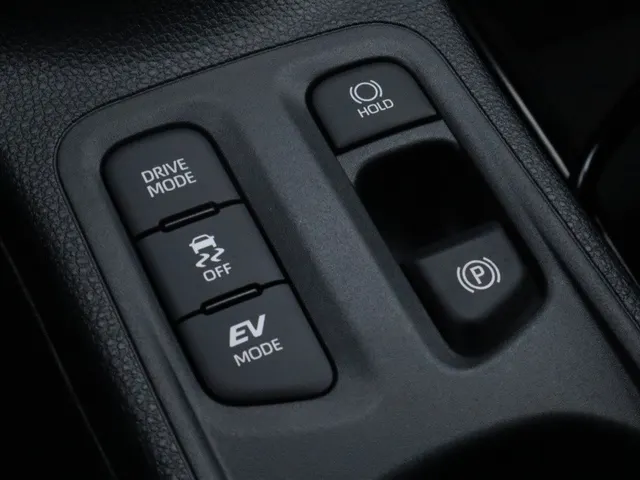 Toyota Aygo X Hybrid 115 play | Camera | Apple/Android Carplay
