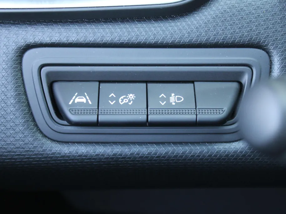 Renault Clio 1.0 TCe 90 Equilibre | Automaat | Apple Carplay | Android Auto | Stoel verwarming | PDC | Cruise | LED | Privacy Glass | BTW auto |