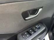 Hyundai Kona 1.6 GDI HEV Comfort Smart | Stoelverwarming | Carplay | Dealer onderhouden