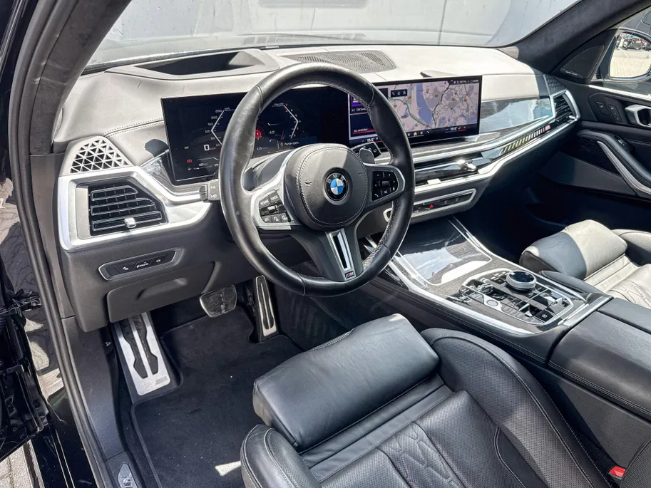 BMW X7 M60i xDrive