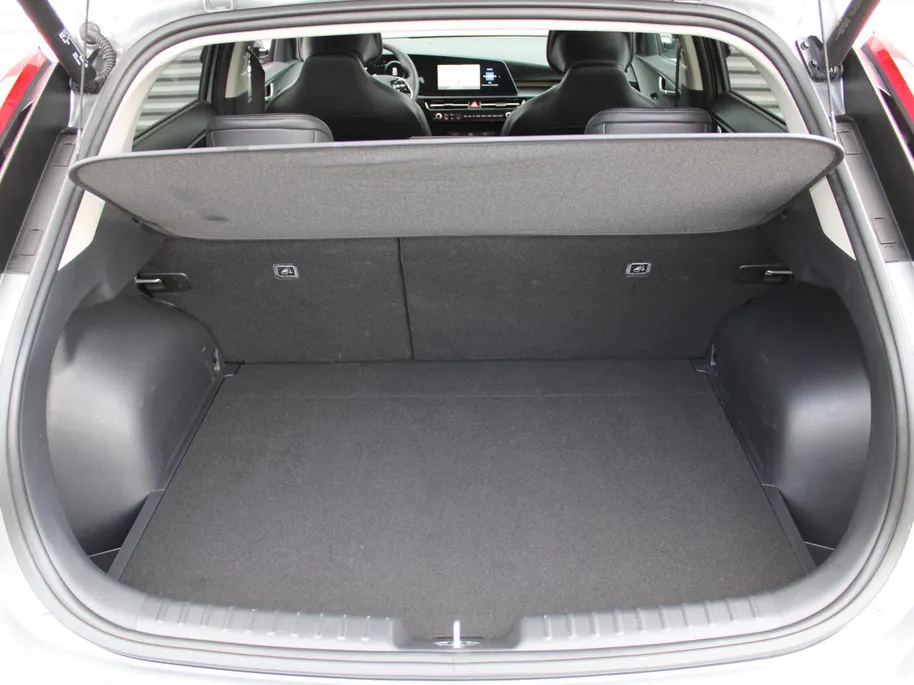 Kia Niro 1.6 GDi Hybrid DynamicPlusLine | Schuif-/kanteldak | Stuur-/stoelverwarming | Cruise adapt. | Camera | Clima | 16' LM |
