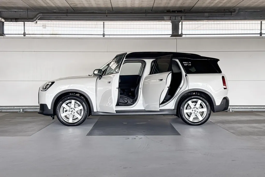 MINI Countryman 1.5 C Classic M Plus