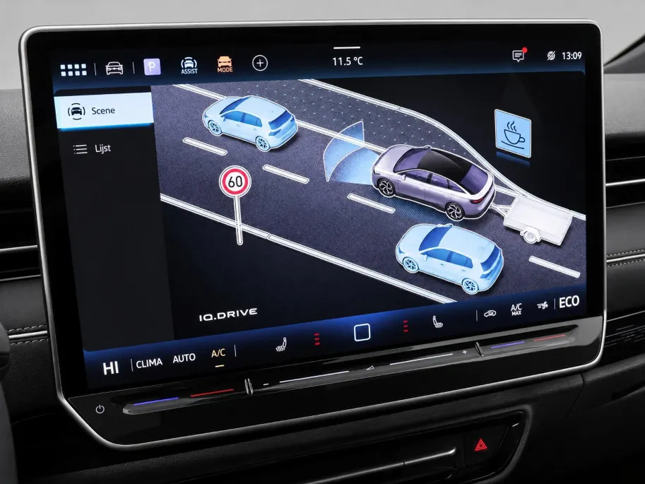 Volkswagen ID.7 Pro Business 286pk 77 kWh · SOH 97,2% · 360 Camera · Head-Up · Alarm · Elek. Trekhaak · Keyless · Elek. Voorstoelen · 20'' Inch · Gratis onderhoud & APK t/m 30-01-2030 · EXTRA INRUILKORTING ·