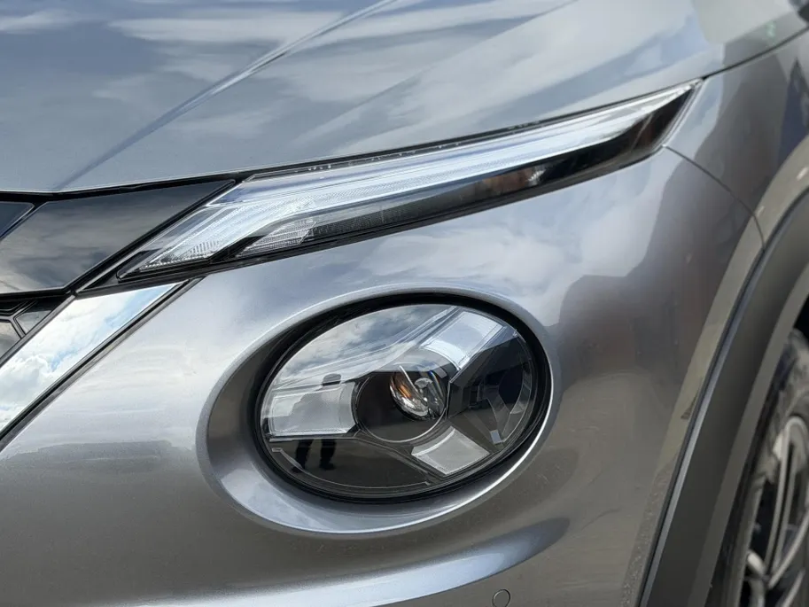 Nissan Juke 1.6 Hybrid N-Connecta | Achteruitijcamera | Parkeersensoren voor- en achter | Climate control | Navi | Apple/Android Carplay | Keyless entry/start | Digital dashboard | LMV