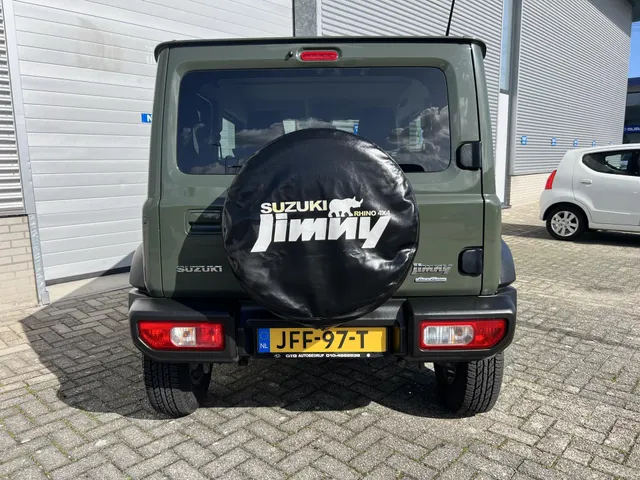 Suzuki Jimny 1.5 Stijl Automaat | Apple Carplay & Android Auto | Climate Control | Noppenbanden | 4 Zitplaatsen