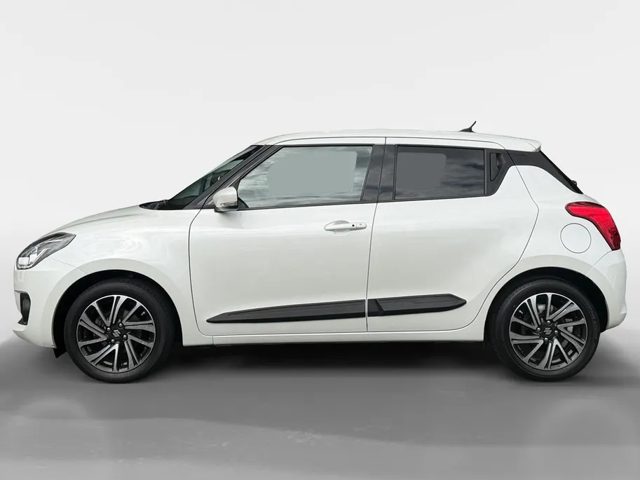 Suzuki Swift 1.2 Style Smart Hybrid | Adapt Cruise Control / Climate Control | Stoelverwarming | Camera | Navigatie |