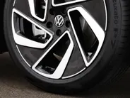 Volkswagen ID.7 Tourer Pro Limited Edition 77kWh 286pk · Navigatie · 360 camera · Trekhaak · 20' LM velgen