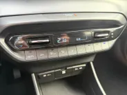 Hyundai i20 1.0 T-GDI Premium | Navigatie| Stoel/Stuurverwarming| Achteruitrijcamera| Dode hoek sensor|