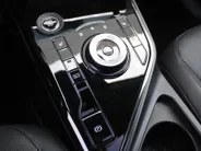 Kia Niro 1.6 GDi Hybrid DynamicPlusLine | Schuif-/kanteldak | Stuur-/stoelverwarming | Cruise adapt. | Camera | Clima | 16' LM |
