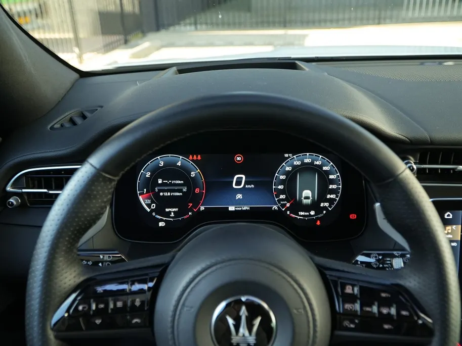 Maserati Grecale 2.0 MHEV 300 PK GT | Pano | 360cam | HUD | Audio Pack | 20"
