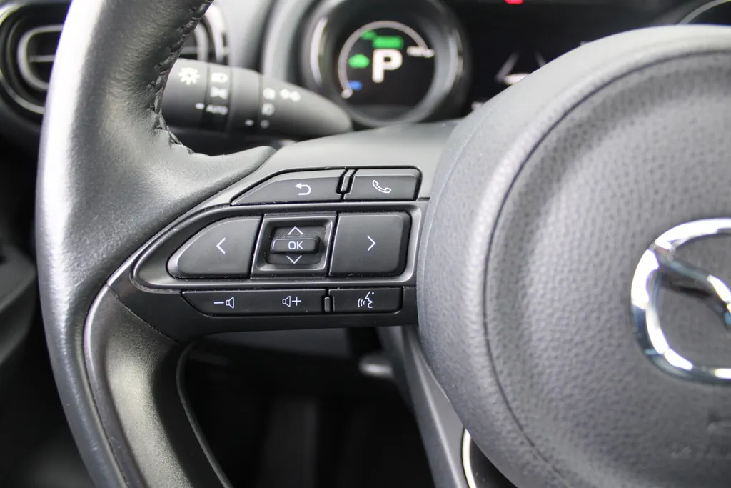 Mazda 2 Hybrid 1.5 Select | Airco | Navi | Cruise | PDC | Head-up display | Keyless | Camera |