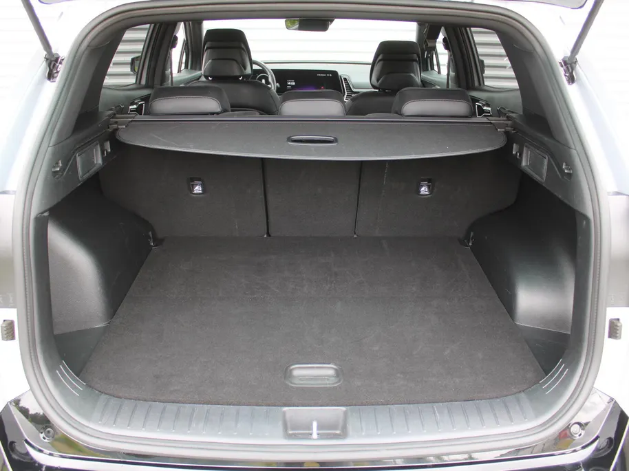 Kia Sportage 1.6 T-GDi Hybrid Dark Edition | Stuur-/stoelverwarming v+a | Camera | Elek. stoelverstelling | 18' LM | Cruise adapt. | Navi | Clima | Half leer/suède |