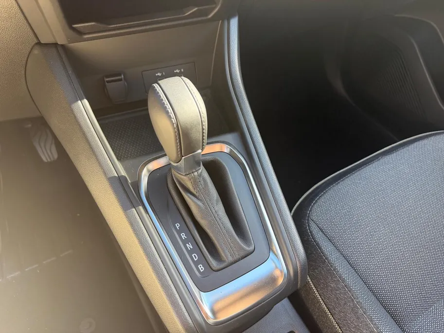 Renault Captur 1.6 E-Tech full hybrid 145 techno | Stoel & Stuurverwarming | Apple Carplay & Android Auto | Cruise & Climate Control | Camera | Parkeersensoren | Navigatie | 12 Maanden BOVAG Garantie