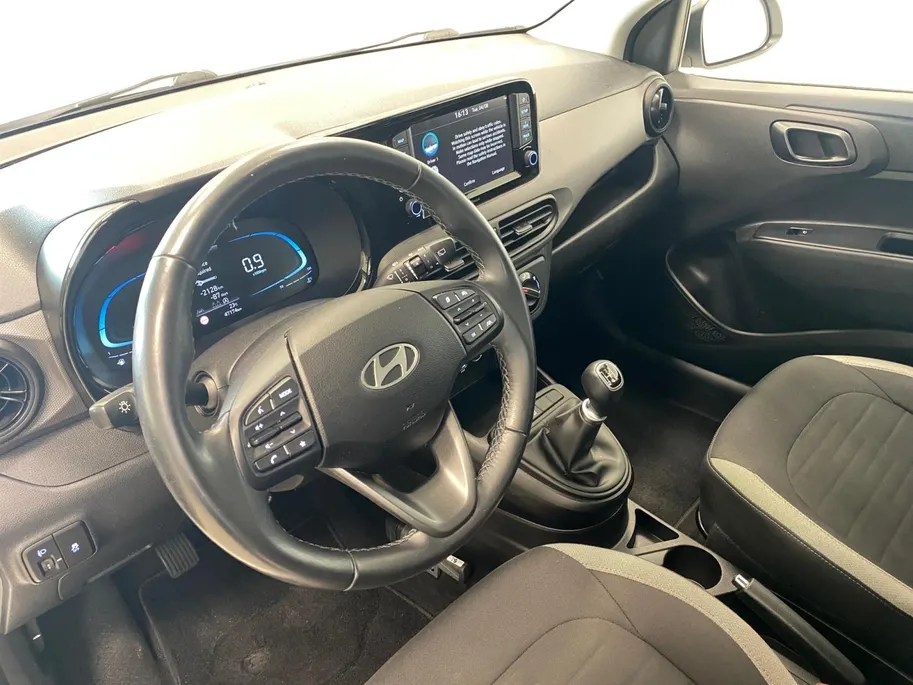 Hyundai i10 1.0 COMFORT SMART | NAVI | CAMERA | NL-AUTO |